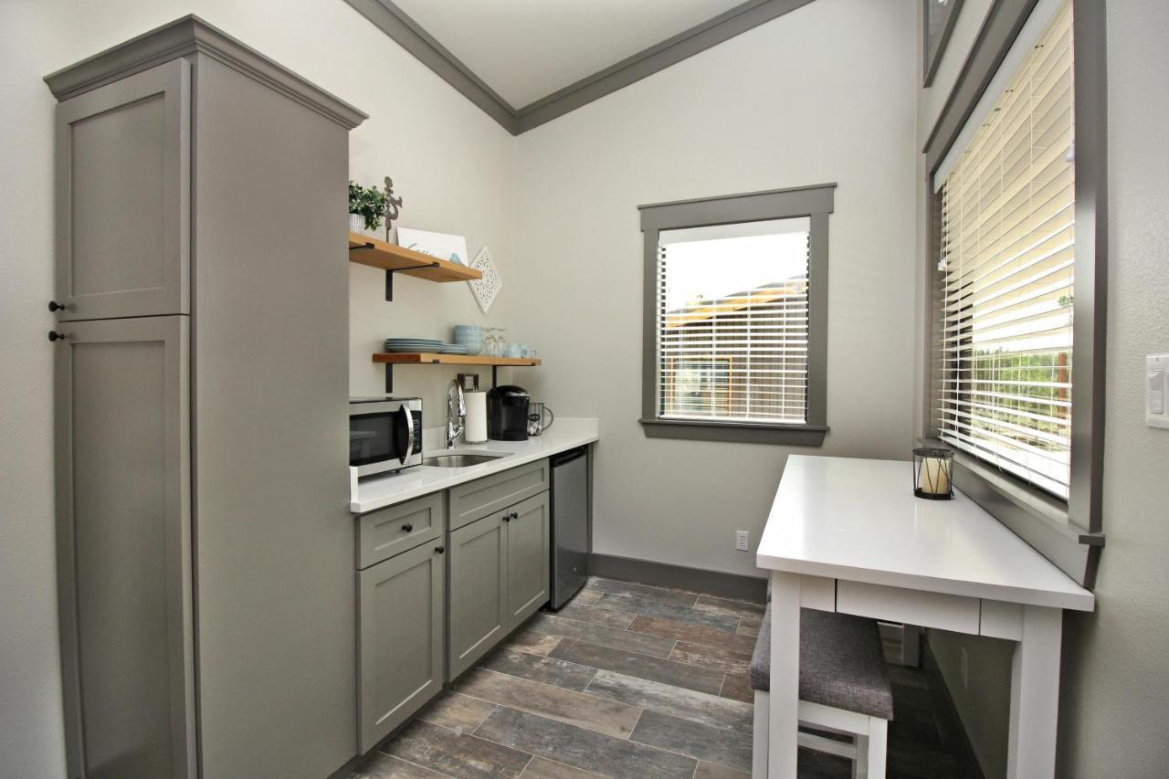 Green Acres Cottages - Fredericksburg Suite Wimberley Eksteriør bilde
